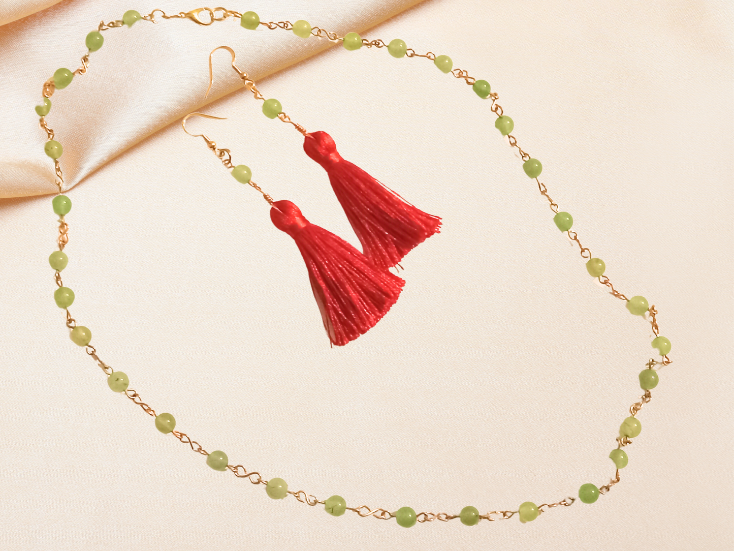 Tassel and jadeite earrings and necklace set